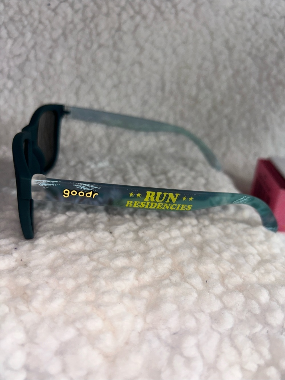 Goodr RUNNING IS FUN? - Picture 3 of 7